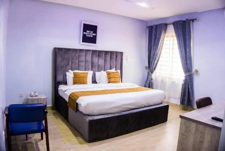 Mayo Premium Inn