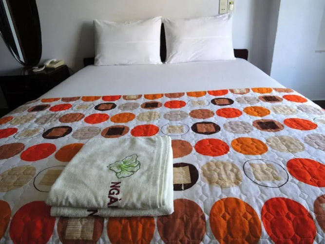 Ngan Pho Hotel
