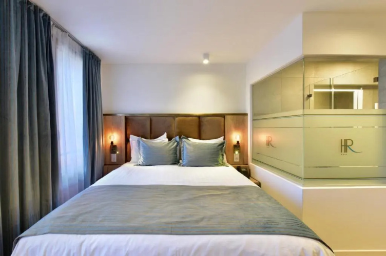 Hotel Rousseau Plus