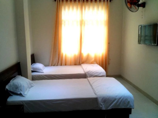 Long Chau Hotel