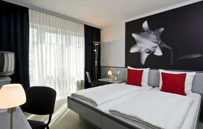 Good Morning + Bad Oldesloe Hotel