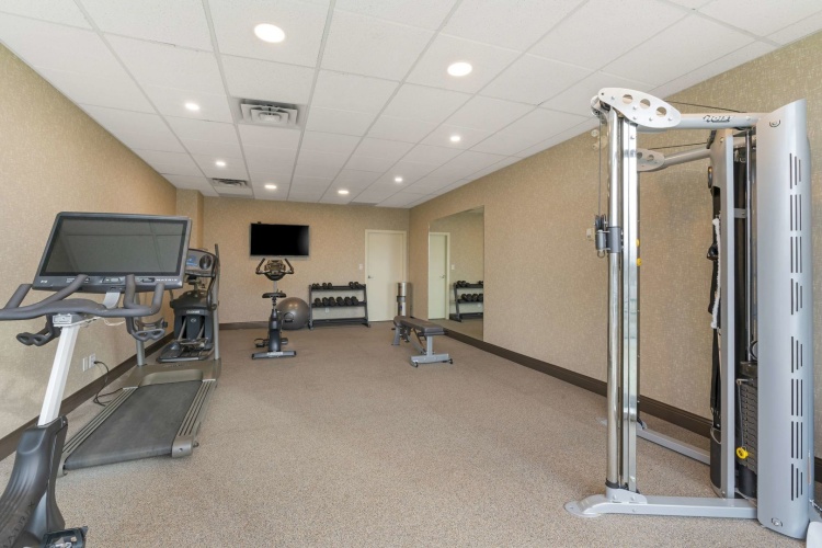 Best Western Plus Mission City Lodge photo 31