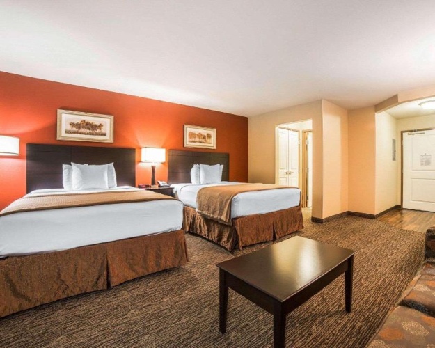 Standard Triple room
