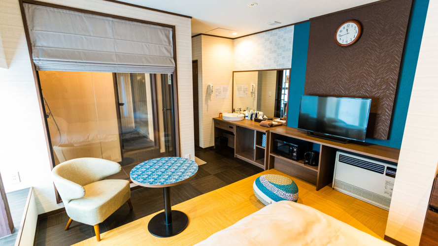 Quadruple Suite
