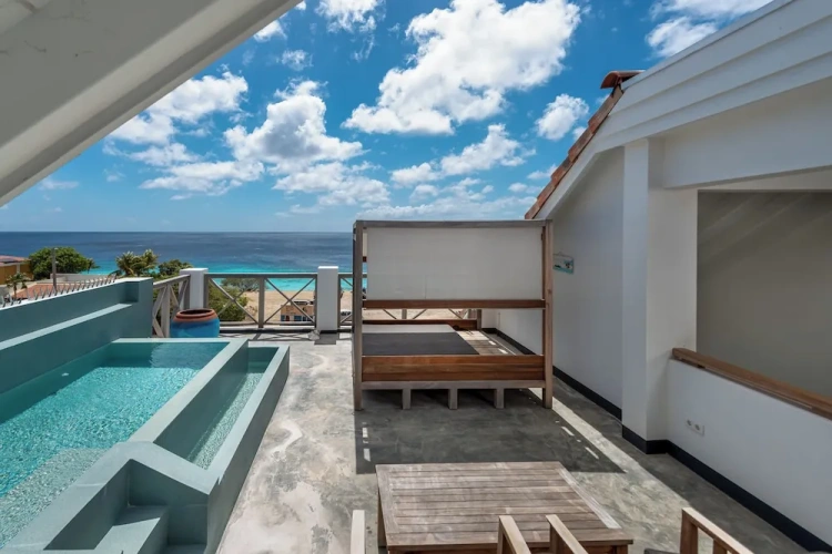 Deluxe Penthouse room