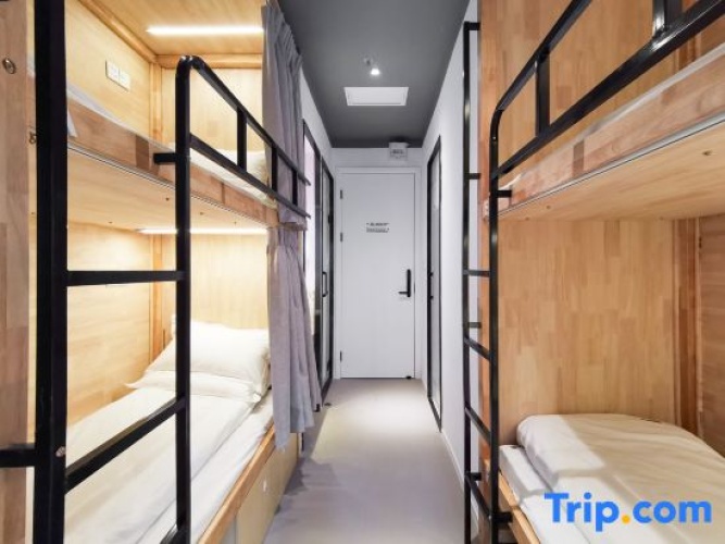 Bed in Dorm (female dorm)