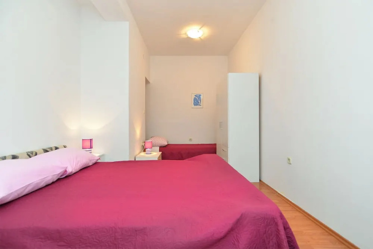 Apartment 365