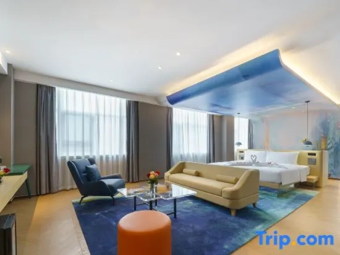 Standard Double room with view