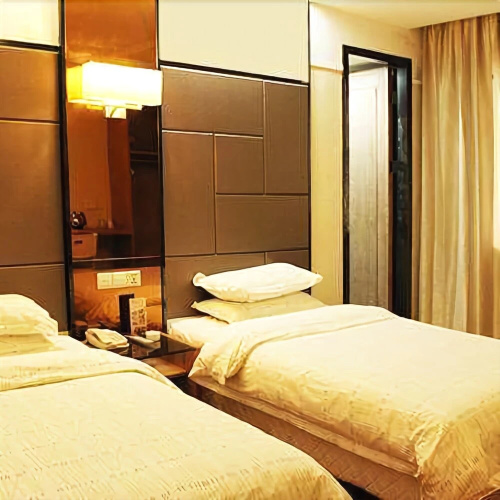 Wuyue Qianmen Hotel