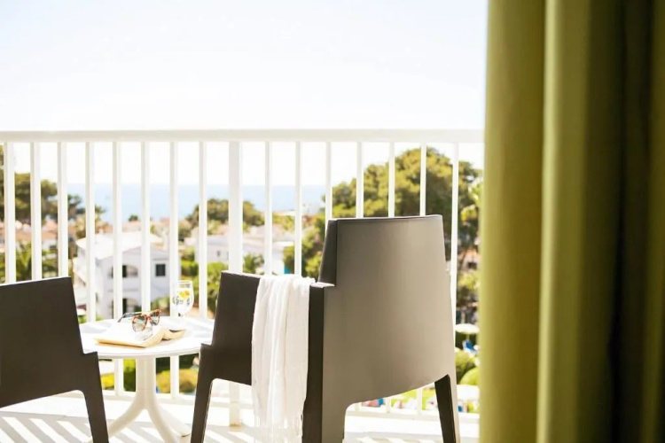 Hotel Globales Cala Blanca photo 9
