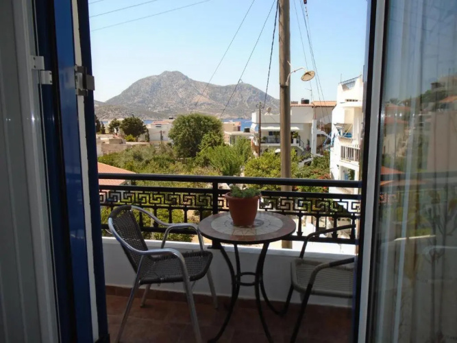 Eftichia Rooms & Studios