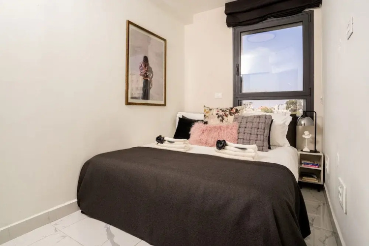 HolySuite Even Israel