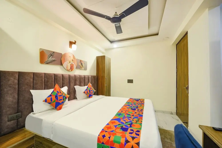 Fabhotel Kesari Stayz