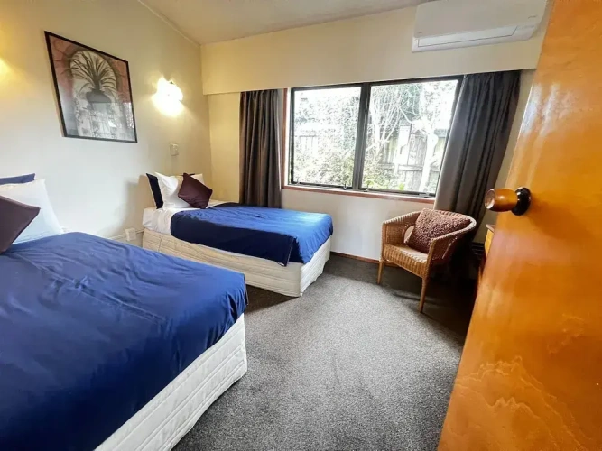 1 Bedroom Standard Family room with balcony