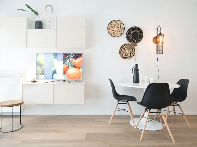 Sun-drenched Beachside Apartment in Scheveningen