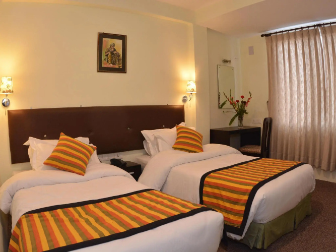 Hotel Serenity