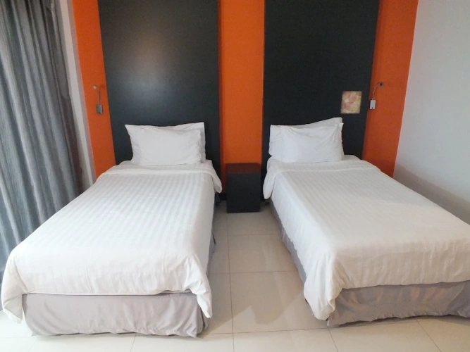 Standard Twin room with balcony