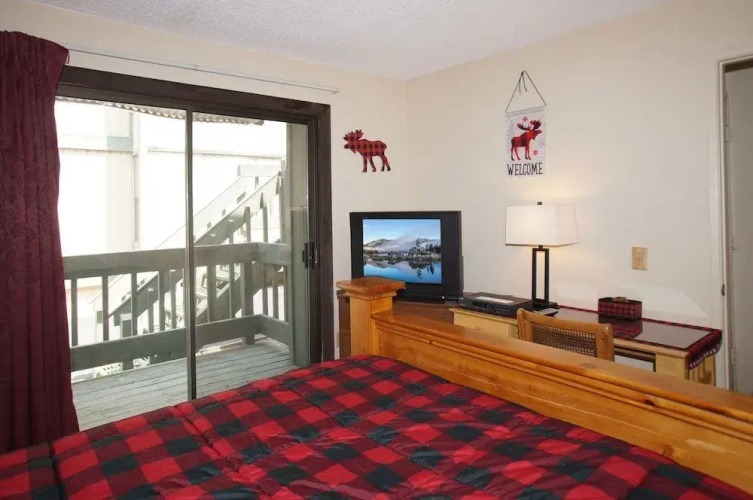 Lakeside Escape Condo