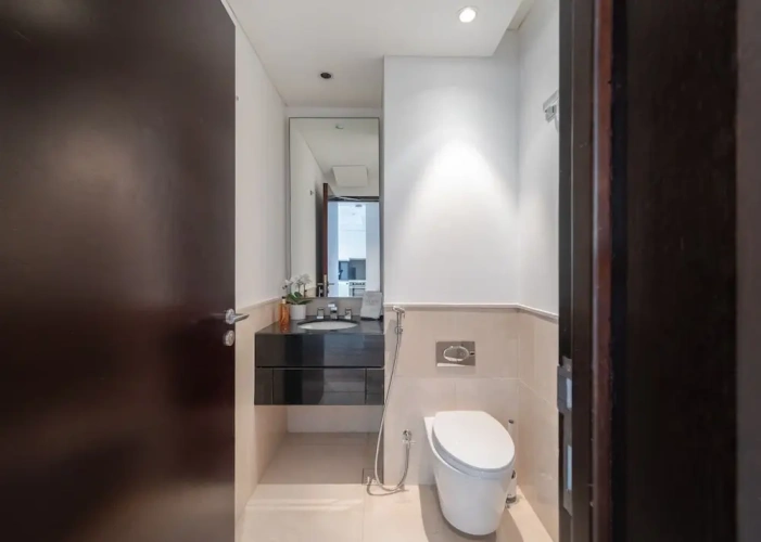 1 Bedroom Premium Apartment with balcony and with harbour view