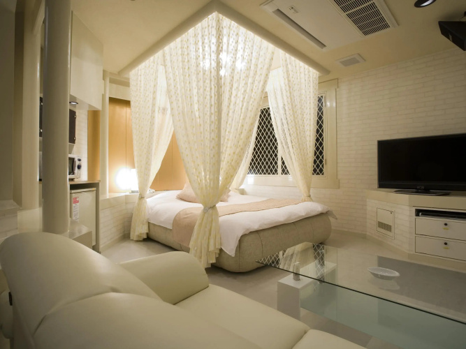 Hotel Allure Shiga Moriyama(ホテル アリュール 滋賀 （大人専用）)