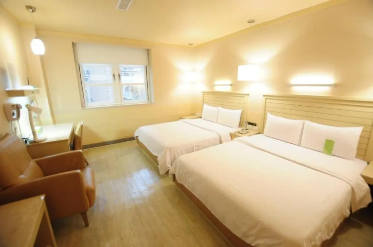 Economy Quadruple room