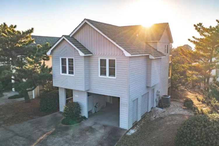 3 Bedrooms Cottage