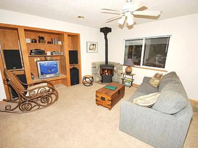 505 Lake Tahoe Blvd By Redawning