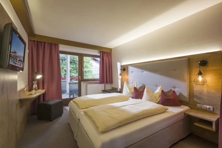Standard Double room with balcony