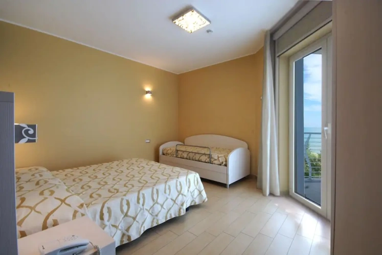 1 Bedroom Grand Apartment