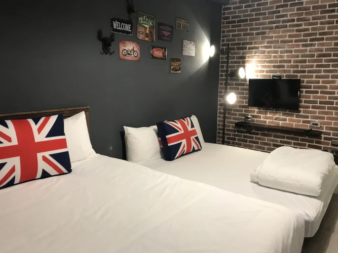 A Room Time