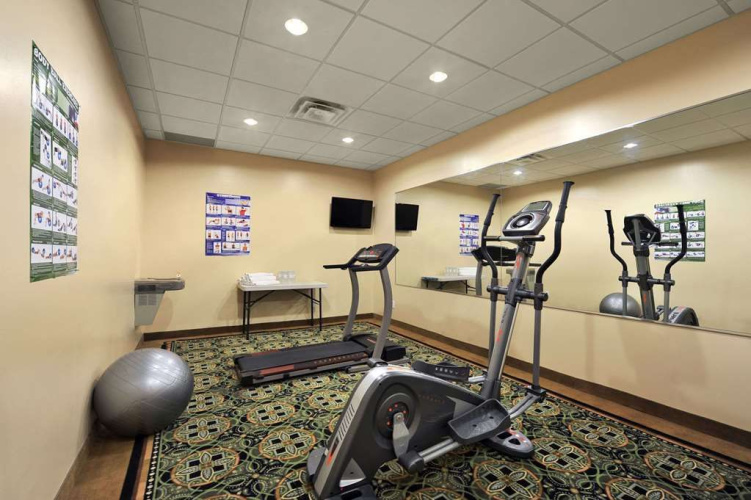 Days Inn by Wyndham Brampton photo 11