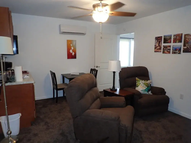 Pleasant Grove Inn