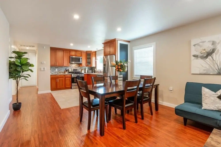 3 Bedrooms Cottage