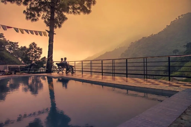 Safarmaina Resort