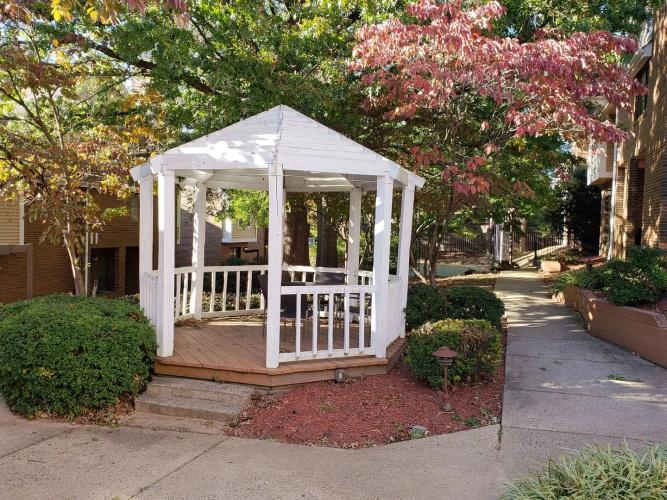 Tysons Corner Suites, A Baymont by Wyndham