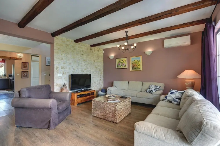 Villa in Rakalj Near Beaches With Pool