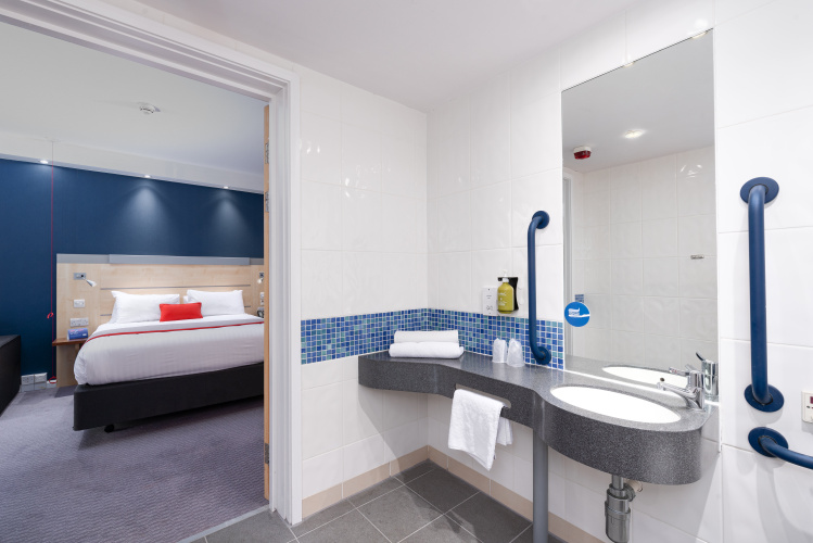 Holiday Inn Express Burnley photo 11