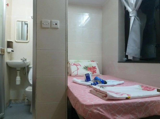 Unique Hostel