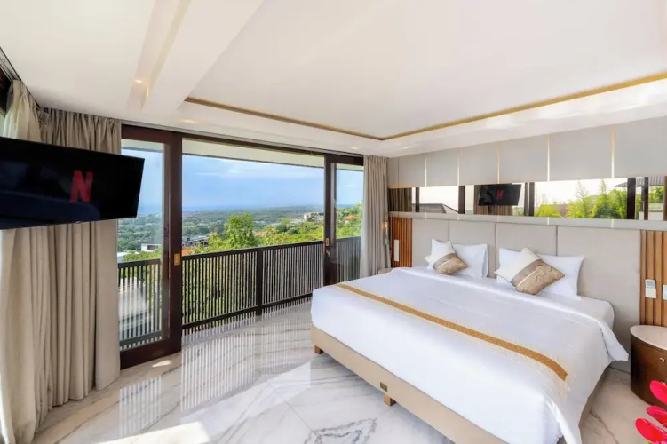 Mahameru Uluwatu