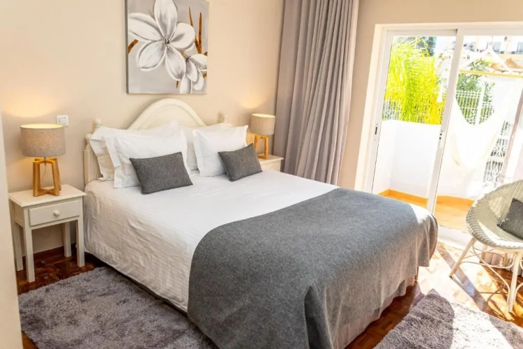 2 Bedrooms Apartment with balcony