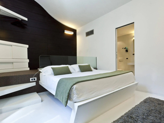Navona Suites