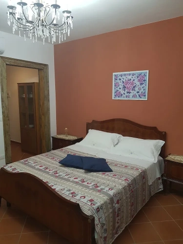 1 Bedroom Apartment with mountain view