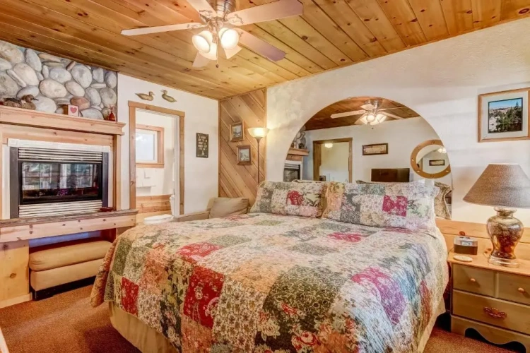 Deluxe Double Suite