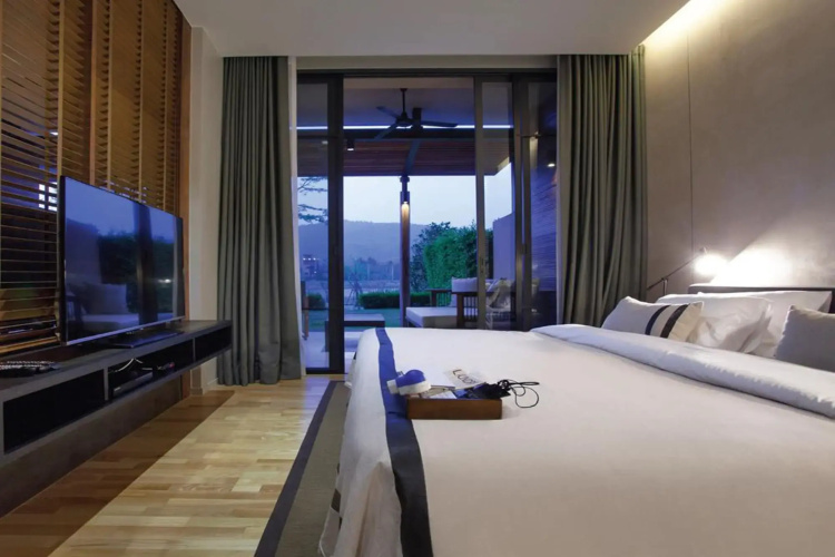 atta Lakeside Resort Suite