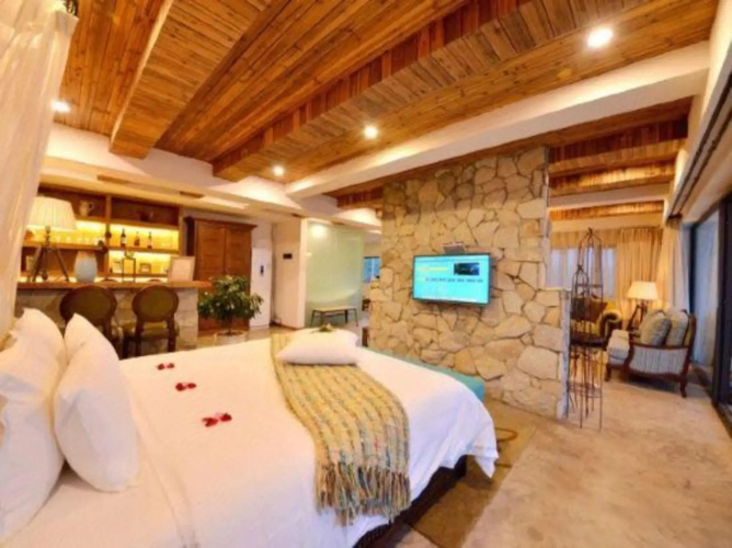 Jishou jinlong hotel