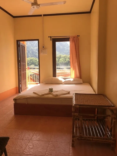 Standard Double room with river view