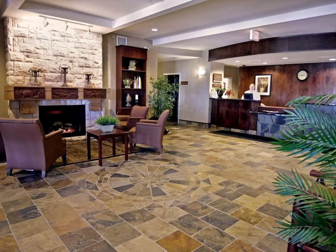 Lakeview Inns & Suites - Slave Lake