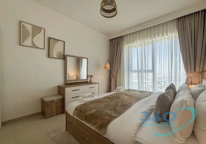 Downtown Views 1 BR Apartment high floor