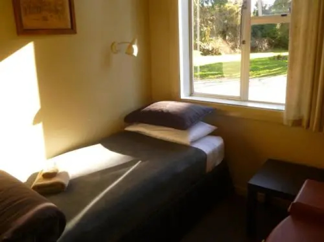Kaniere Hotel