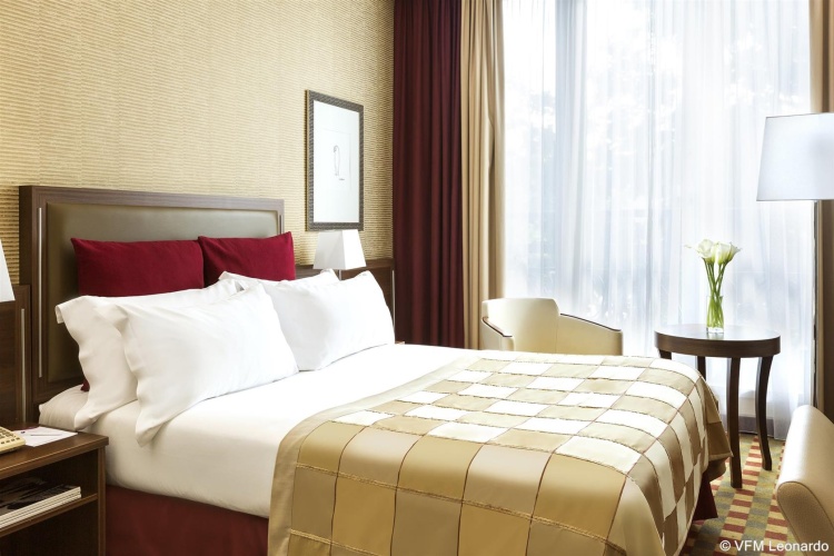 Crowne Plaza Paris Republique, an IHG Hotel